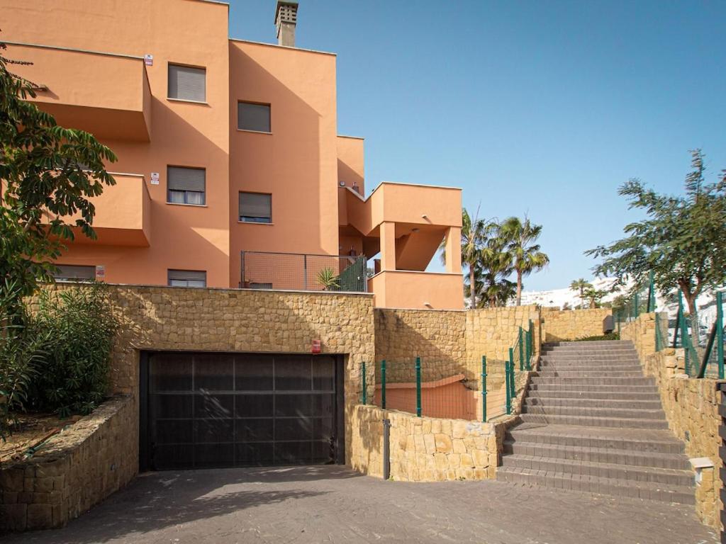 Rock Bay Apartment With Wonderful Sea View And 5 Minutes From The Beach Манилва Экстерьер фото
